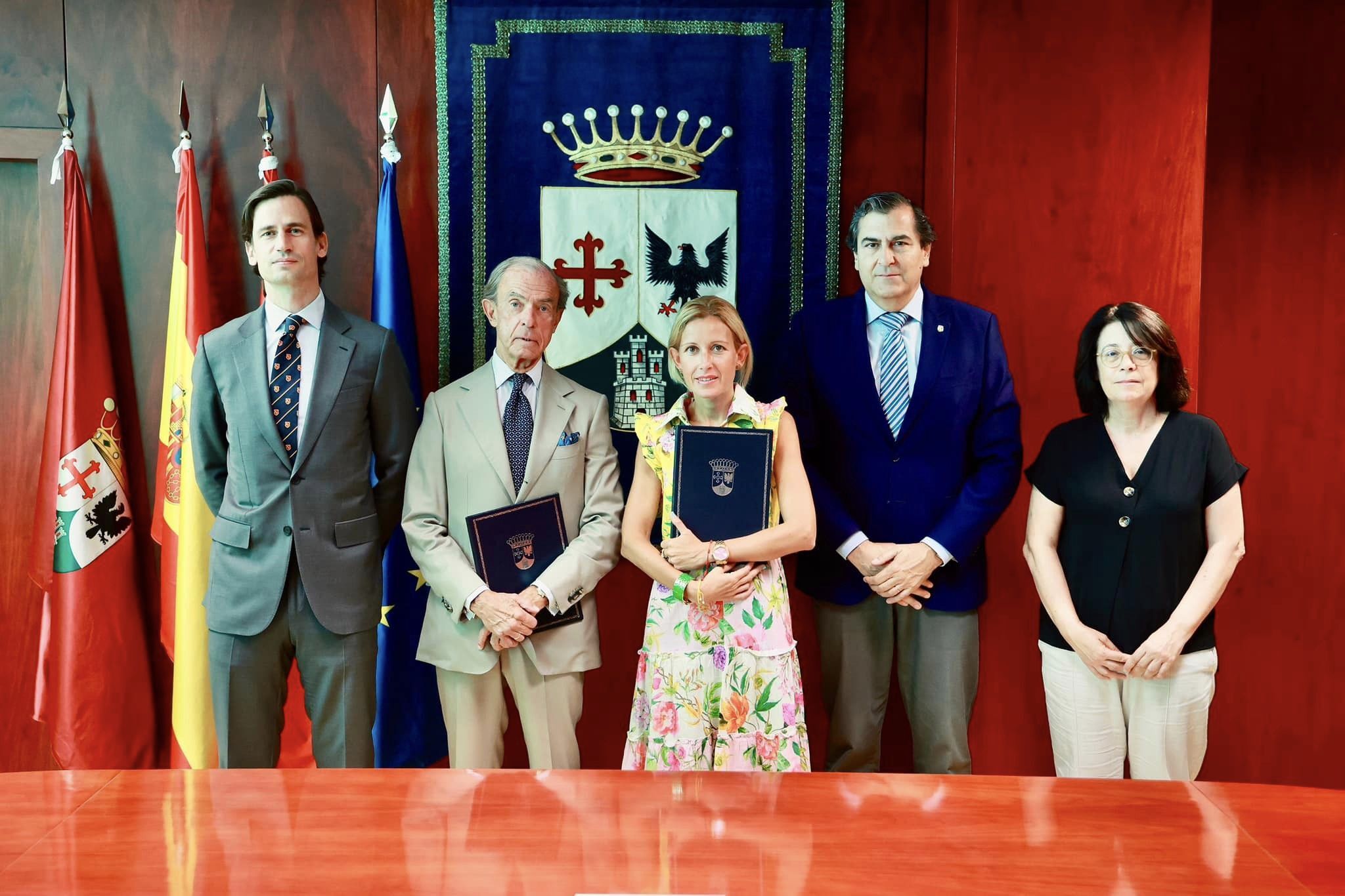 Firma Ayto 2 - Runnymede College Foundation and Ayuntamiento Alcobendas Partnership