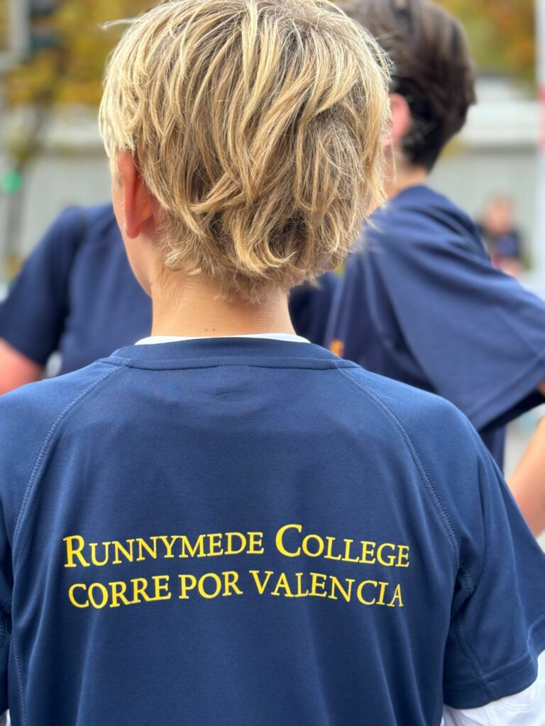 IMG 9048 768x1024 - Runnymede College Corre por Valencia