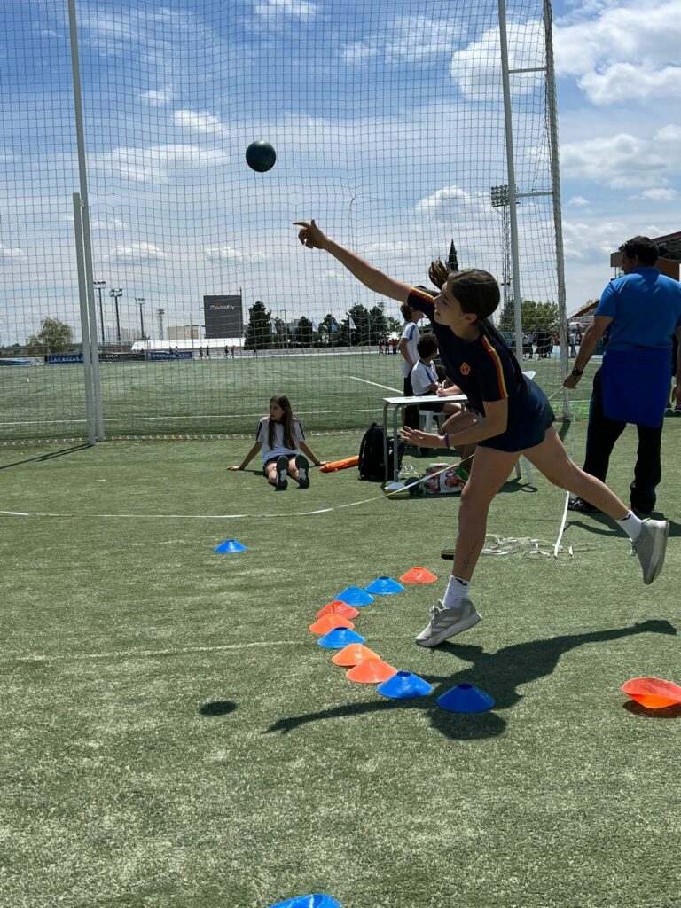 b4a279b6 35a9 40b7 a87c d18199a93c7f 768x1024 - Athletics Interschools Copetition
